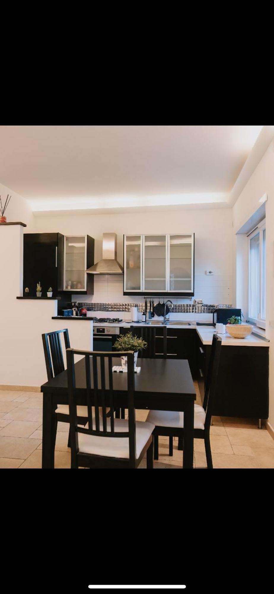 Pau Suite Home Fiumicino Buitenkant foto